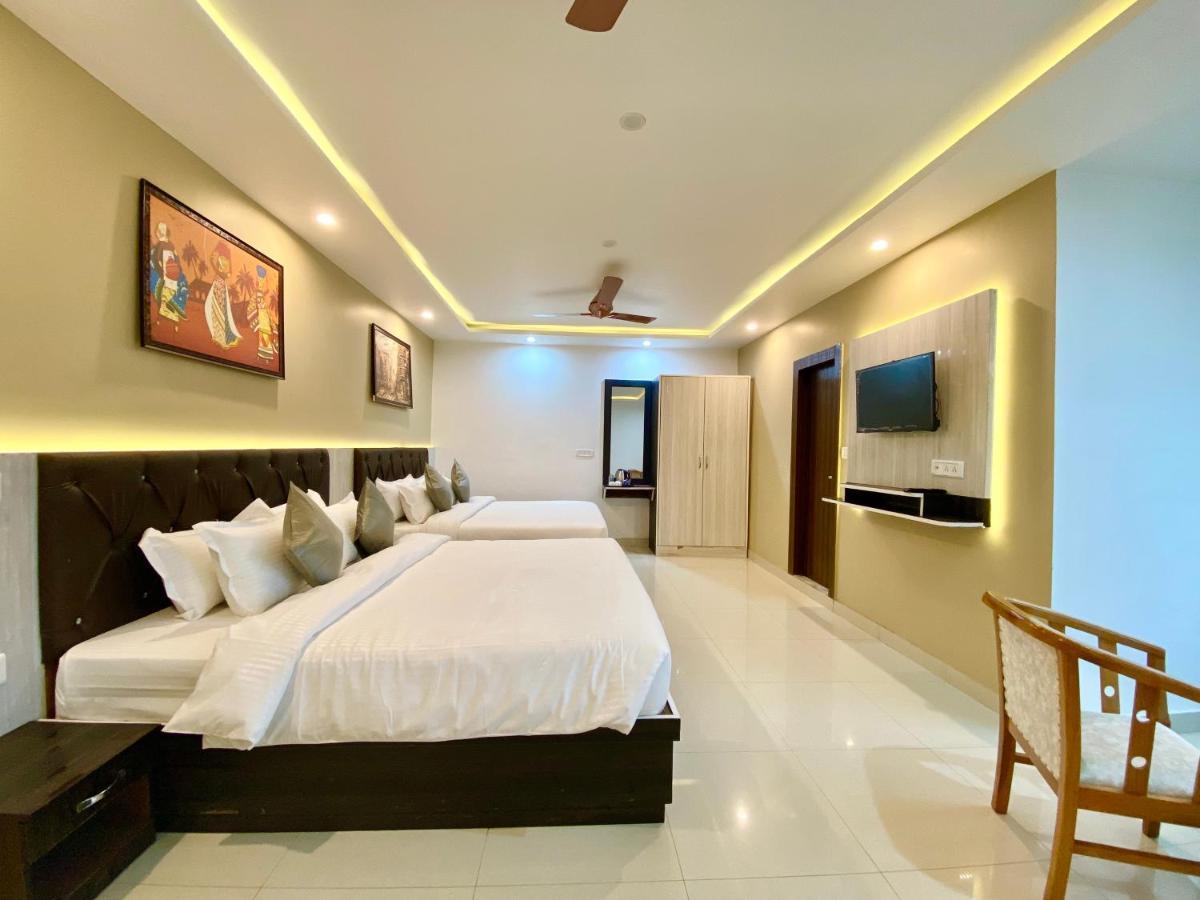 Hotel Kavita Palace Lansdowne Kültér fotó