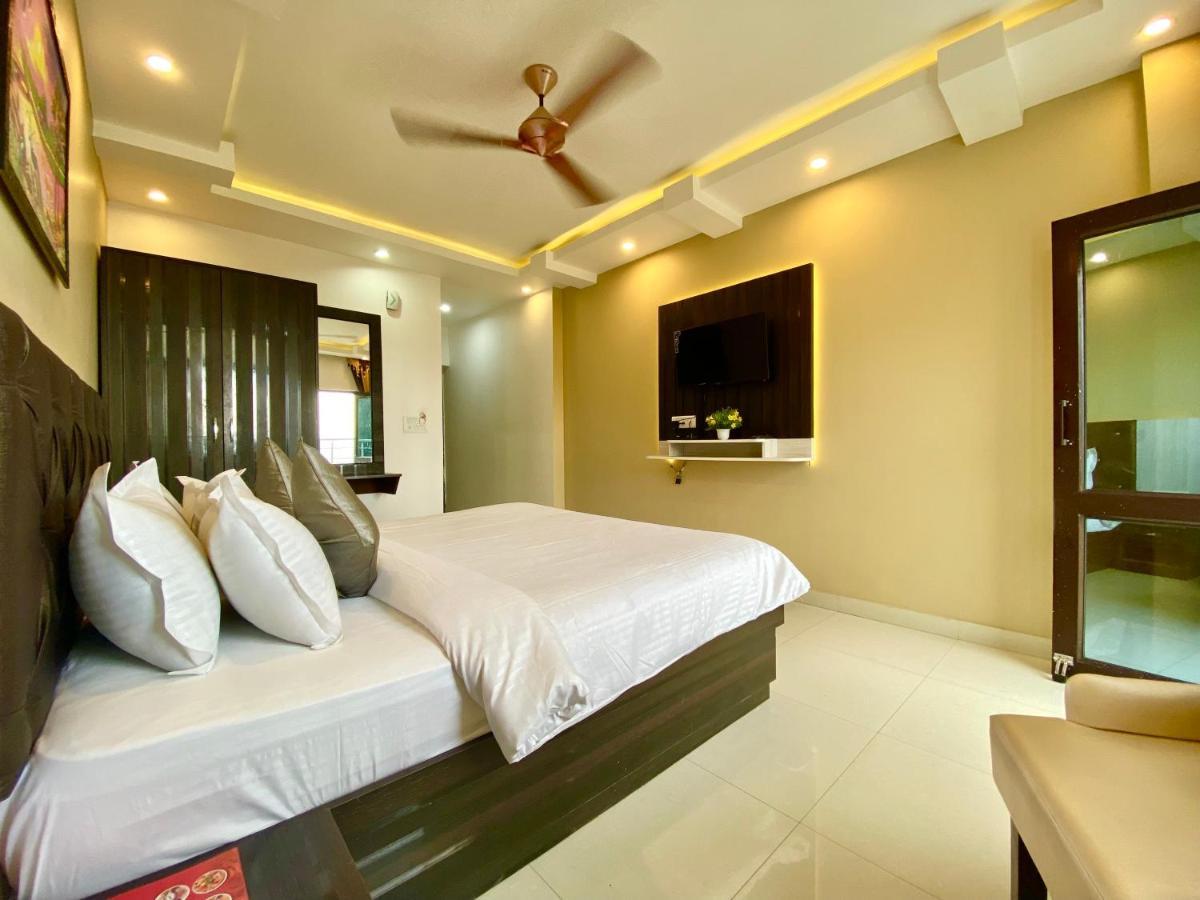 Hotel Kavita Palace Lansdowne Kültér fotó